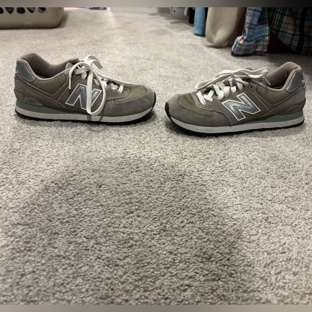 Used New Balance Women's Gray 574 Sneakers